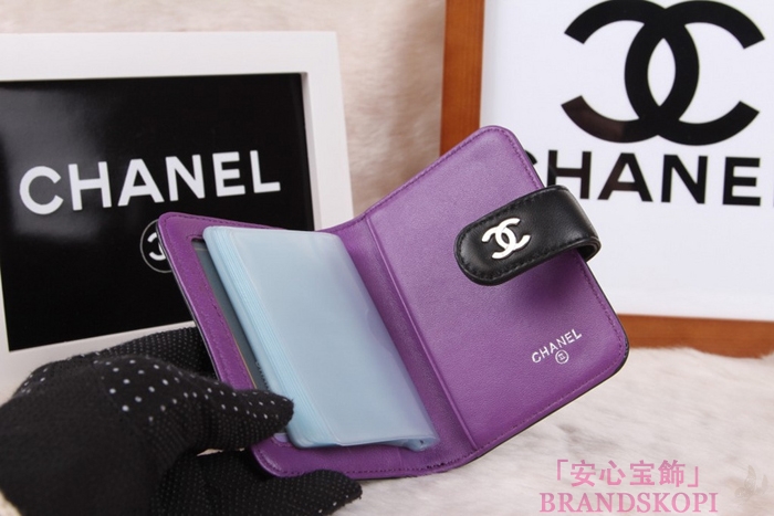 シャネル CHANEL カメリアエンボス 二つ折財布 ブラック*パープル A50089