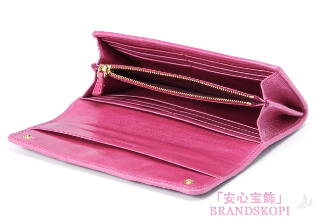 ミュウ ミュウ　2013年春夏新作MATELASSE LUX二つ折り 長財布 5M1109 QI9 F0505