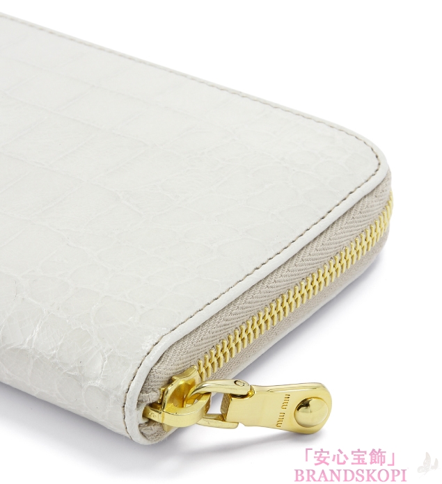 ミュウ ミュウ　2013年春夏新作ST.COCCO LUXラウンドファスナー 長財布 5M0506 NKG F0K74