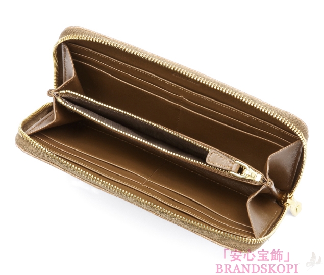 ミュウ ミュウ　2013年春夏新作ST.COCCO LUXラウンドファスナー 長財布 5M0506 NKG F0040