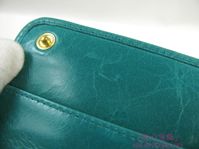 miu miu（ミュウミュウ）【訳あり品】ZIP長財布/TURCHESE（グリーン）(金具：ゴールド)/カーフ5M1109
