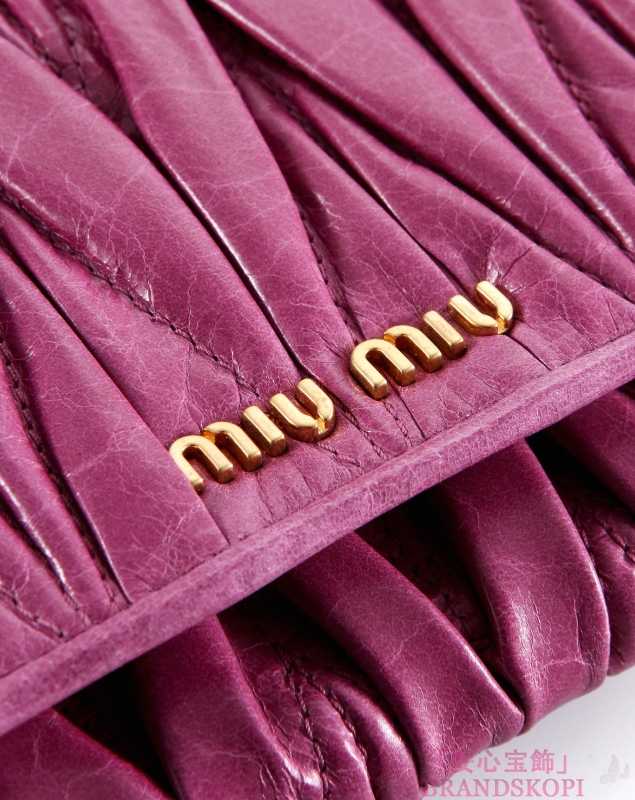 ミュウ ミュウ　12/13年秋冬新作MATELASSE LUX二つ折り長財布 5M1109 QI9 F027X 