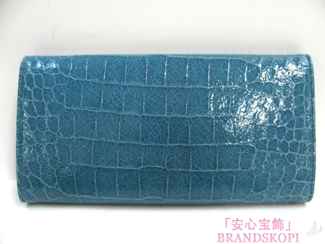 miu miu（ミュウミュウ）三つ折長財布/5M1270/型押しレザー×ブルー