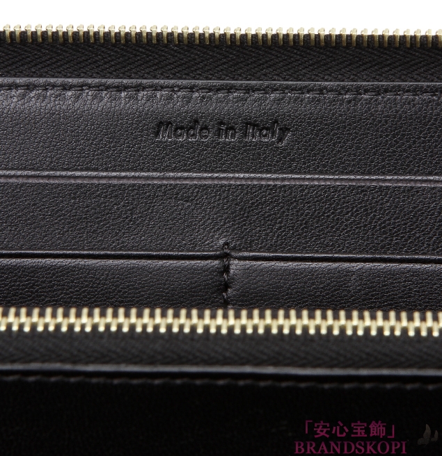 セリーヌ　2013年春夏新作ラムスキンラウンドファスナー 長財布 101873FTA 07OC 