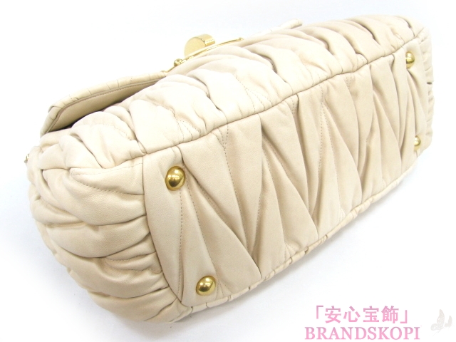 miu miu（ミュウミュウ） 2wayショルダーバッグ CEAR（アイボリー） RN0666