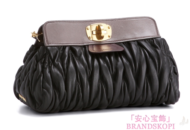ミュウ ミュウ　12/13年秋冬新作ラムスキンコンビカラーデザイン ショルダーバッグ RP0328 MATELASSE