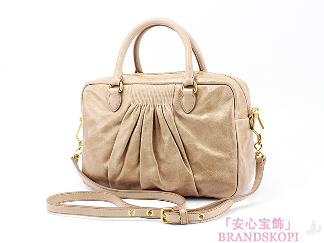 ミュウミュウ(miumiu) - RL0048VI LUX CAMMEOボックス型ハンドバッグSD付き