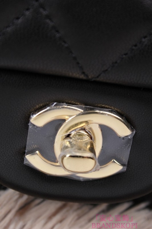 シャネル CHANEL マトラッセライン ラムスキン ショルダーバッグ ブラック A1112/A1113