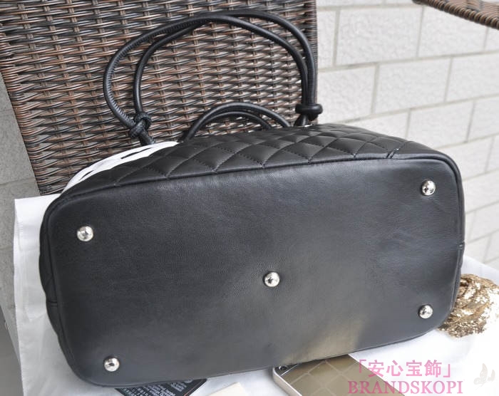 シャネルスーパーコピ カーフレザーショルダー トートバッグA25169KB