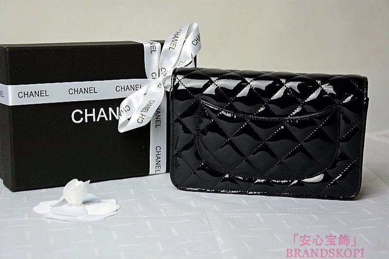 CHANEL(シャネル)/チェーンウォレット/ショルダーバッグ/ブラック/エナメル/A33814-21