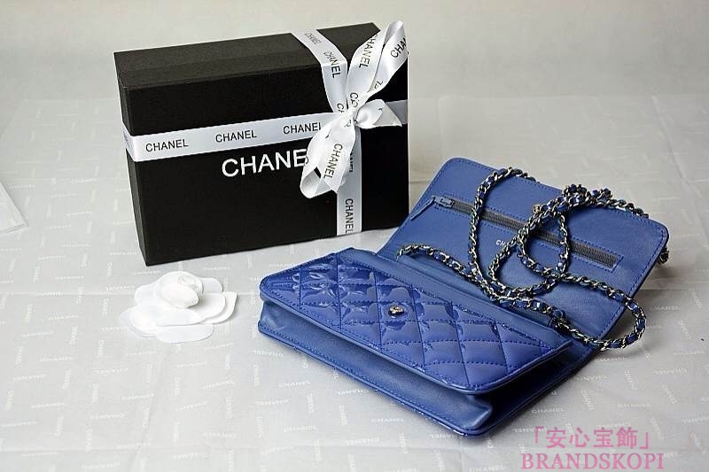 CHANEL(シャネル)/チェーンウォレット/ショルダーバッグ/ブルー/エナメル/A33814-20