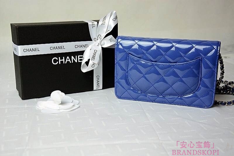CHANEL(シャネル)/チェーンウォレット/ショルダーバッグ/ブルー/エナメル/A33814-20