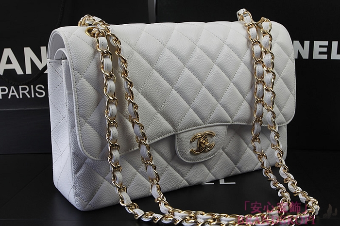 シャネル CHANEL マトラッセライン キャビアスキン ショルダーバッグ ホワイト×ゴールド金具 A1113