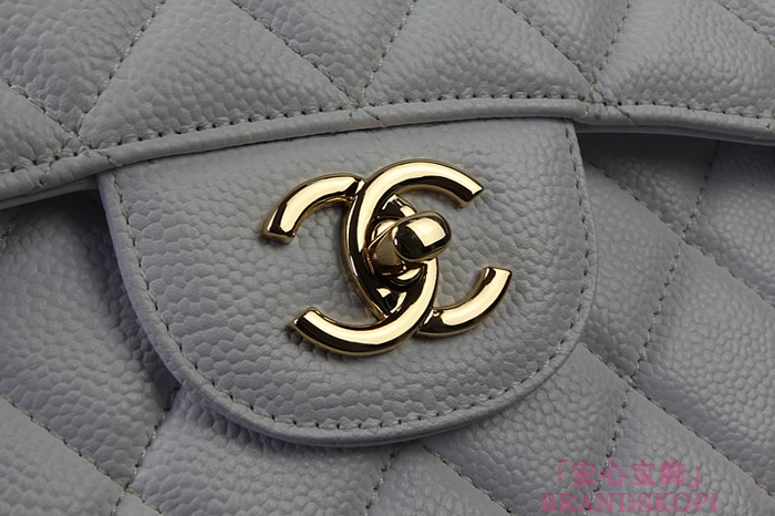 シャネル CHANEL マトラッセライン キャビアスキン ショルダーバッグ ホワイト×ゴールド金具 A1113