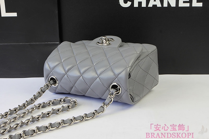 シャネルミニマトラッセ チェーンショルダーバッグ グレー×シルバー金具 ラムスキン A1115