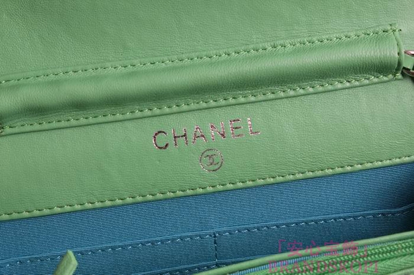 CHANEL(シャネル)/チェーンウォレット/ショルダーバッグ/ライトグリーン/エナメル/A33814-12