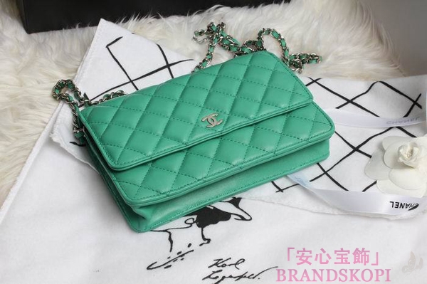 CHANEL(シャネル)/チェーンウォレット/ショルダーバッグ/グリーン/エナメル/A33814-11