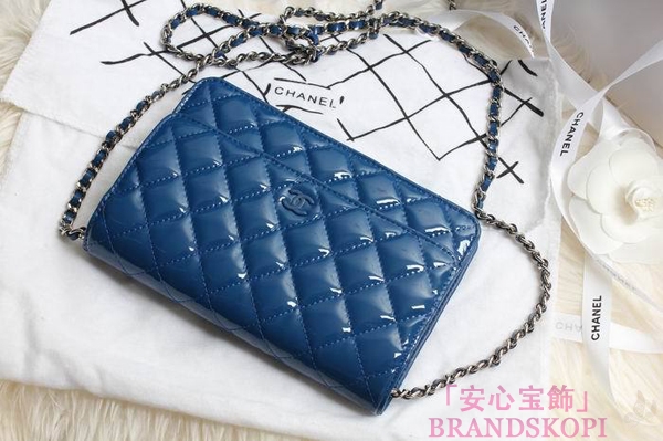 CHANEL(シャネル)/チェーンウォレット/ショルダーバッグ/ダークブルー /エナメル/A33814-10