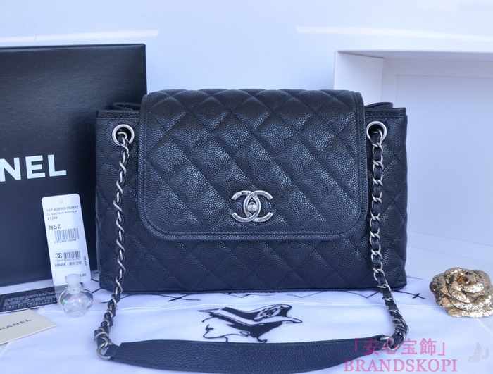 シャネル CHANEL キャビアスキン トートバッグ ブラック＆ヴィンテージ金具 A90456-2
