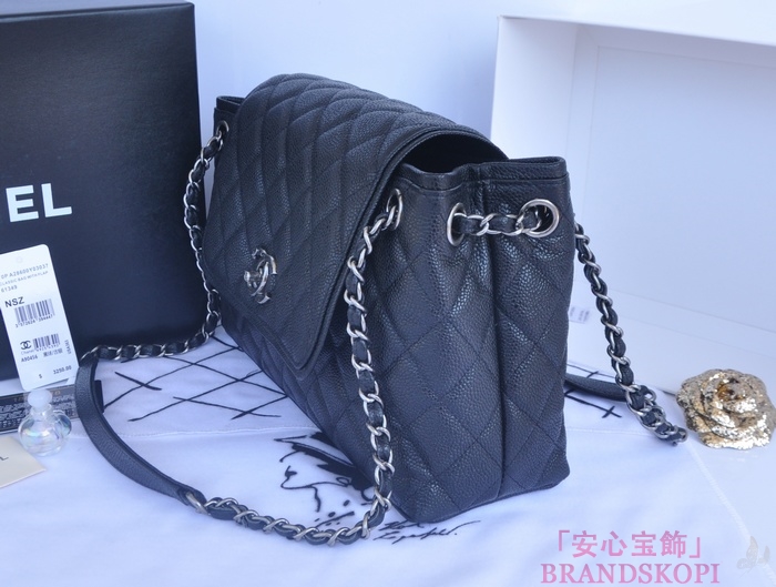 シャネル CHANEL キャビアスキン トートバッグ ブラック＆ヴィンテージ金具 A90456-2