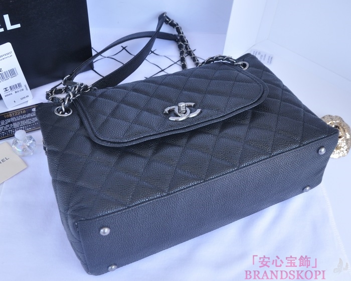 シャネル CHANEL キャビアスキン トートバッグ ブラック＆ヴィンテージ金具 A90456-2