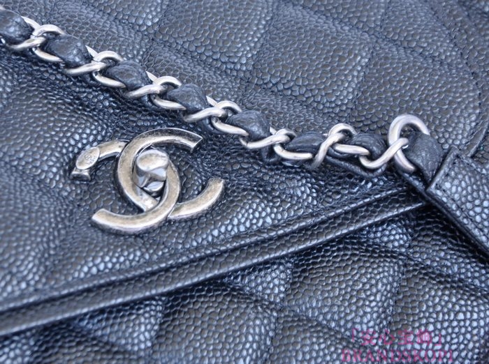 シャネル CHANEL キャビアスキン トートバッグ ブラック＆ヴィンテージ金具 A90456-2