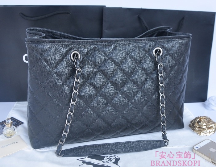 シャネル CHANEL キャビアスキン トートバッグ ブラック＆ヴィンテージ金具 A90454-2