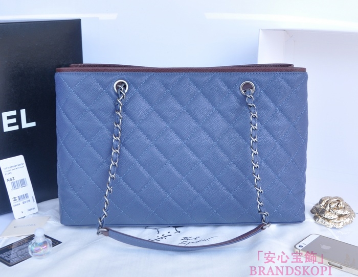 シャネル CHANEL キャビアスキン トートバッグ ブルー ＆ヴィンテージ金具 A90454