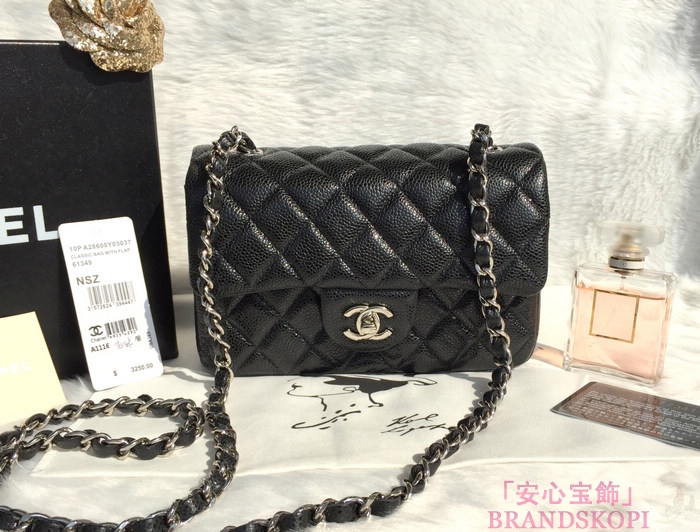 シャネル CHANEL マトラッセライン キャビアスキン ショルダーバッグ ブラック  A1116-14