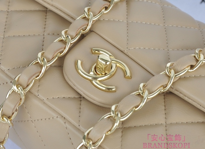シャネル CHANEL マトラッセライン ラムスキン ショルダーバッグ ライトブラウン  A1116-13