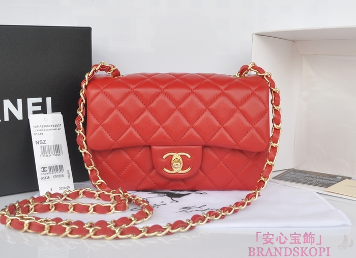 シャネル CHANEL マトラッセライン ラムスキン ショルダーバッグ レッド  A1116-12