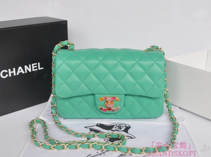 シャネル CHANEL マトラッセライン ラムスキン カラーストーン ショルダーバッグ ライトグリーン＆シャンパンゴールド A49258-2