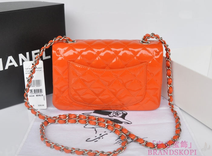 シャネル CHANEL マトラッセライン エナメル ショルダーバッグ オレンジ A1116-4