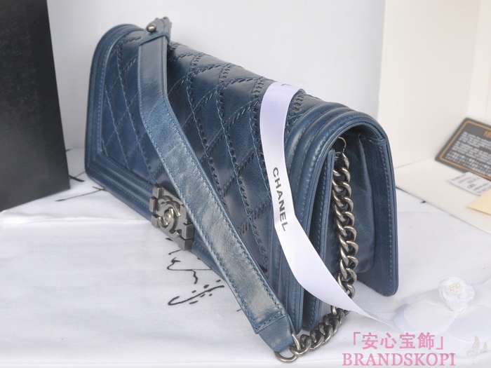 シャネル CHANEL ラムスキン ショルダーバッグ ブルー A66381