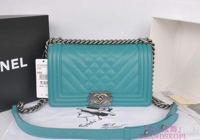 シャネル チェーンショルダーバッグ ボーイシャネル マトラッセ ココマーク A90191-2 CHANEL バッグ