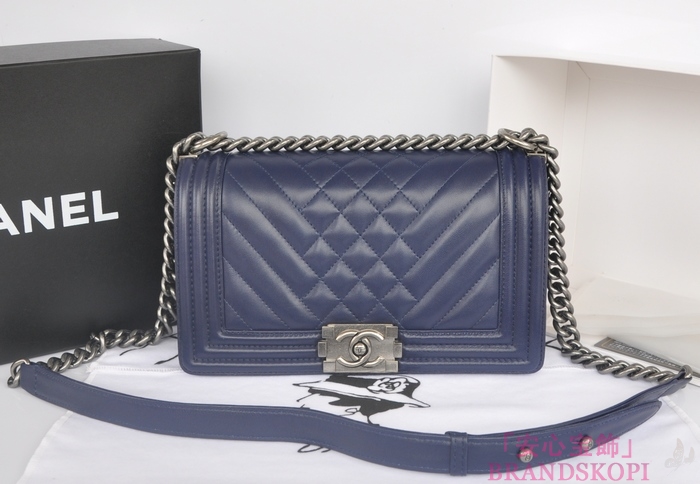 シャネル チェーンショルダーバッグ ボーイシャネル マトラッセ ココマーク A90191-1 CHANEL バッグ