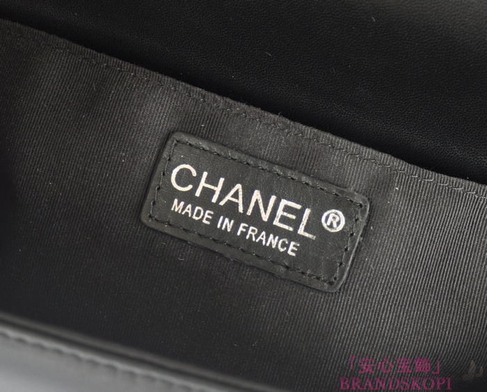 シャネル チェーンショルダーバッグ ボーイシャネル マトラッセ ココマーク A90191 CHANEL バッグ