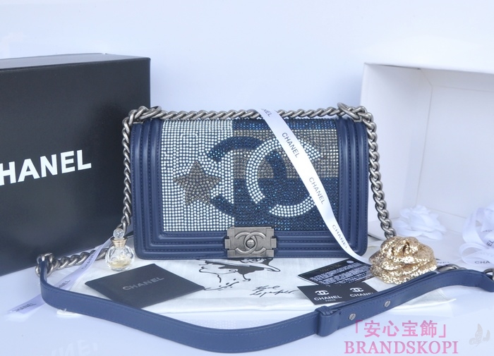 CHANEL  シャネル ボーイシャネル　ローズフォンセ ビジューデザイン A67086-12 ヴィンテージ金具