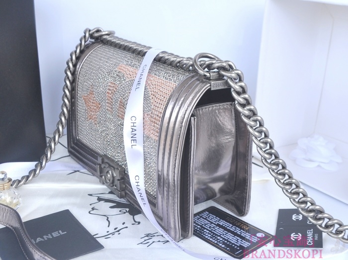 CHANEL  シャネル ボーイシャネル　ローズフォンセ ビジューデザイン A67086-11 ヴィンテージ金具