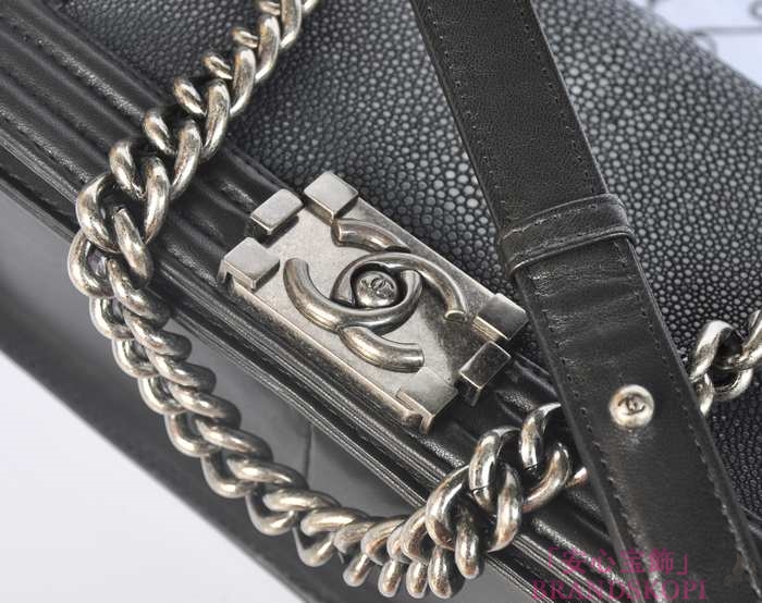 CHANEL　シャネル　ボーイシャネル チェーンショルダーバッグ　マトラッセ　A67086-7 ヴィンテージ金具