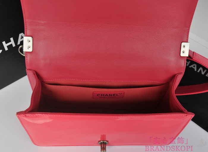 CHANEL  シャネル ボーイシャネル　ローズフォンセ A67086-4 ヴィンテージ金具