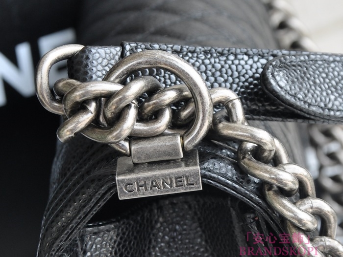 CHANEL　シャネル　ボーイシャネル チェーンショルダーバッグ　マトラッセ　A67086 ヴィンテージ金具