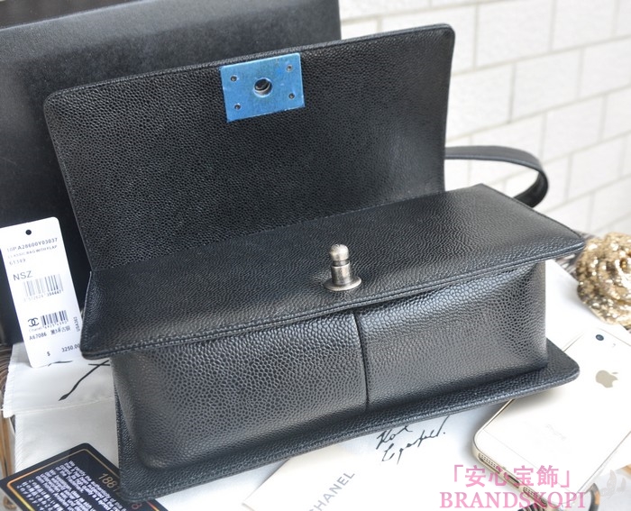CHANEL　シャネル　ボーイシャネル チェーンショルダーバッグ　マトラッセ　A67086 ヴィンテージ金具