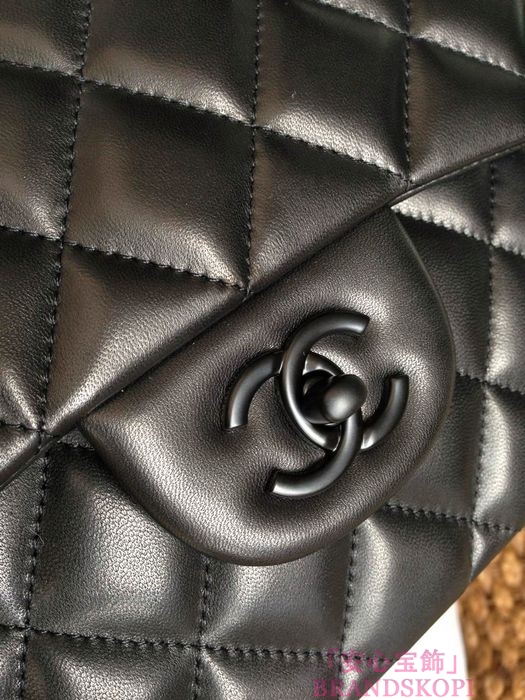 CHANEL(シャネル) マトラッセ Wフラップ チェーンバッグ ラムスキン A1113/A1112 黒 ブラック金具