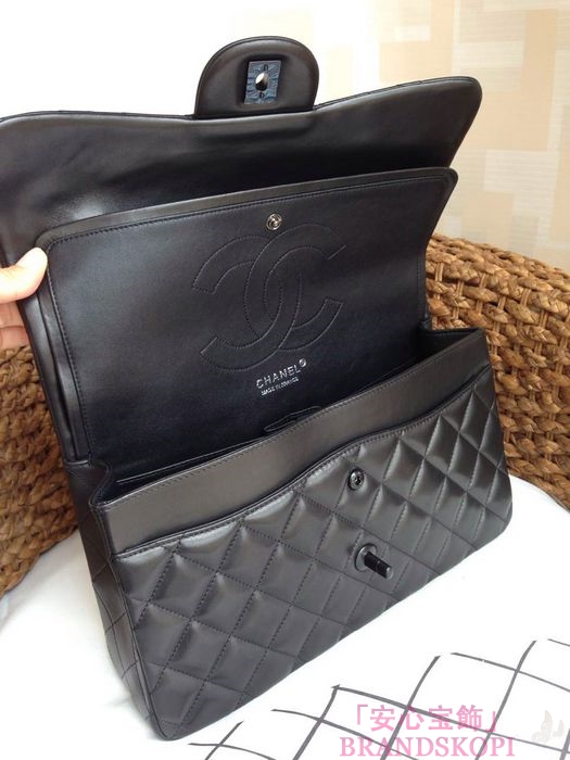 CHANEL(シャネル) マトラッセ Wフラップ チェーンバッグ ラムスキン A1113/A1112 黒 ブラック金具