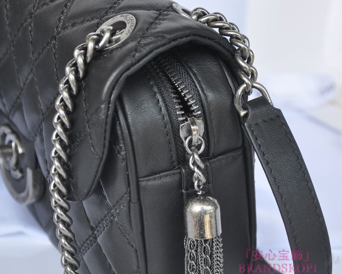 CHANEL/シャネル 金具付きチェーンショルダーバッグ 黑×シルバーアンティーク  A67824
