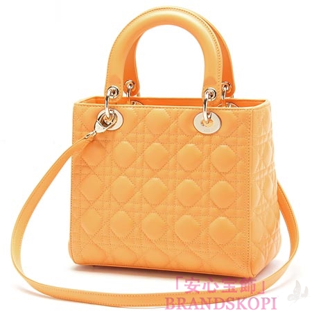 クリスチャンディオール/Christian Dior/ ロゴチャーム付きハンドバッグ(２ＷＡＹ仕様)/LADY DIOR レディディオール /アンバーcal44550 m268