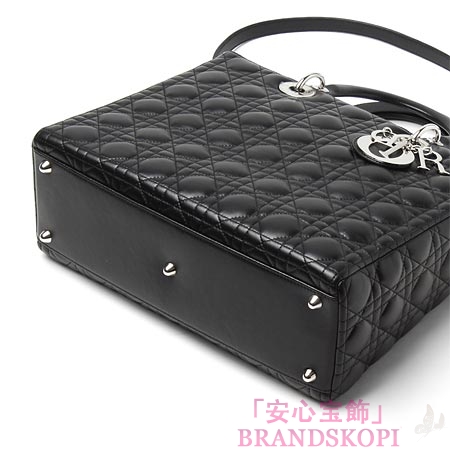 クリスチャンディオール/Christian Dior/ ロゴチャーム付きハンドバッグ(２ＷＡＹ仕様)/Lady Dior レディディオール /ブラックcal44561 n0