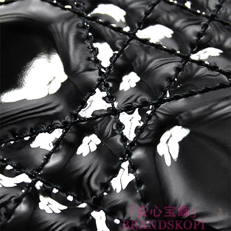 クリスチャンディオール/Christian Dior/ ロゴチャーム付き ラウンドジップ 長財布 /ブラック×クロームシルバーvrb43047p n0a3