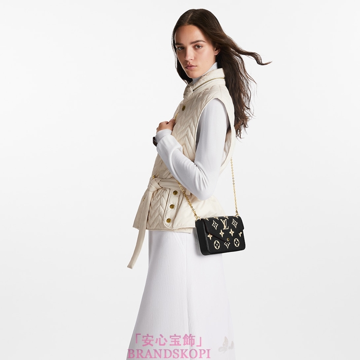 ルイヴィトン新作モノグラムポシェット･フェリシーM82479